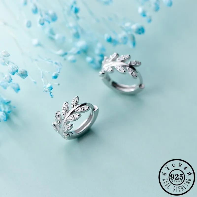 925 стерлингового серебра маленький CZ лист Форма Круглый Круг Серьги Кольца
