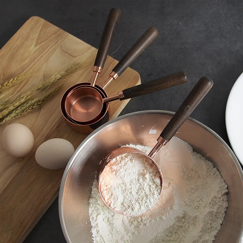 

4pcs Measuring Cup Spoons Thickened Kitchen Round Baking Scale Measuring Cups with Wooden Handle Seasoning Cooking Coffee Tools