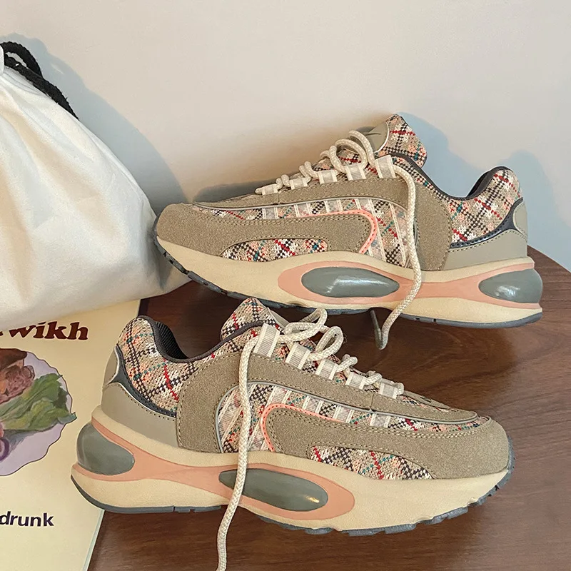 

Кроссовки женские винтажные на толстой подошве, модная повседневная модная обувь Ins, универсальные текстурные сшитые, светло-коричневые, ос...