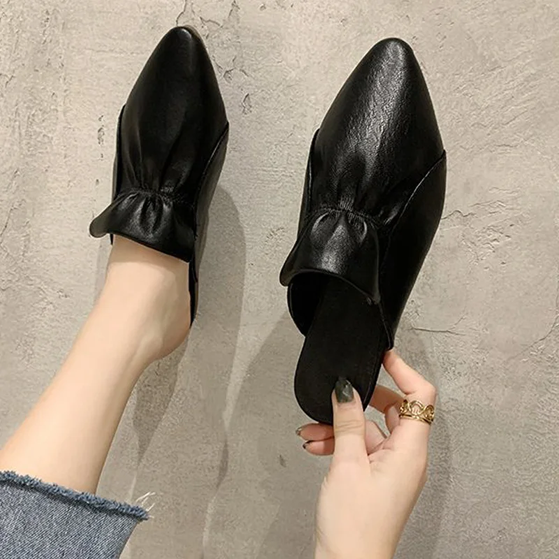 

Women's Slippers Pu Leather Ladies Shoes Waterproof Low Heels Fashion Female Slip On Footwear Pleated Outdoor 2021 Woman Comfort