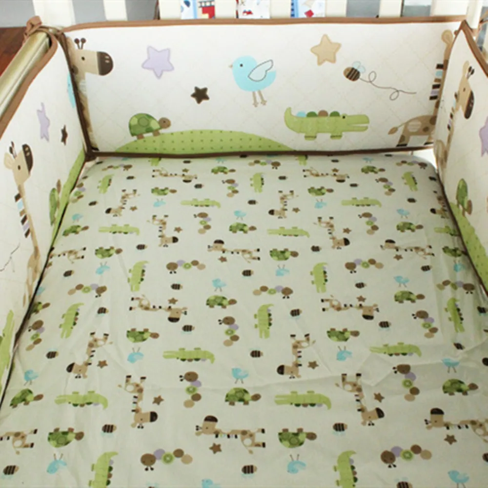 Комплект постельного белья для малышей с вышивкой из 6 предметов 100% хлопок |