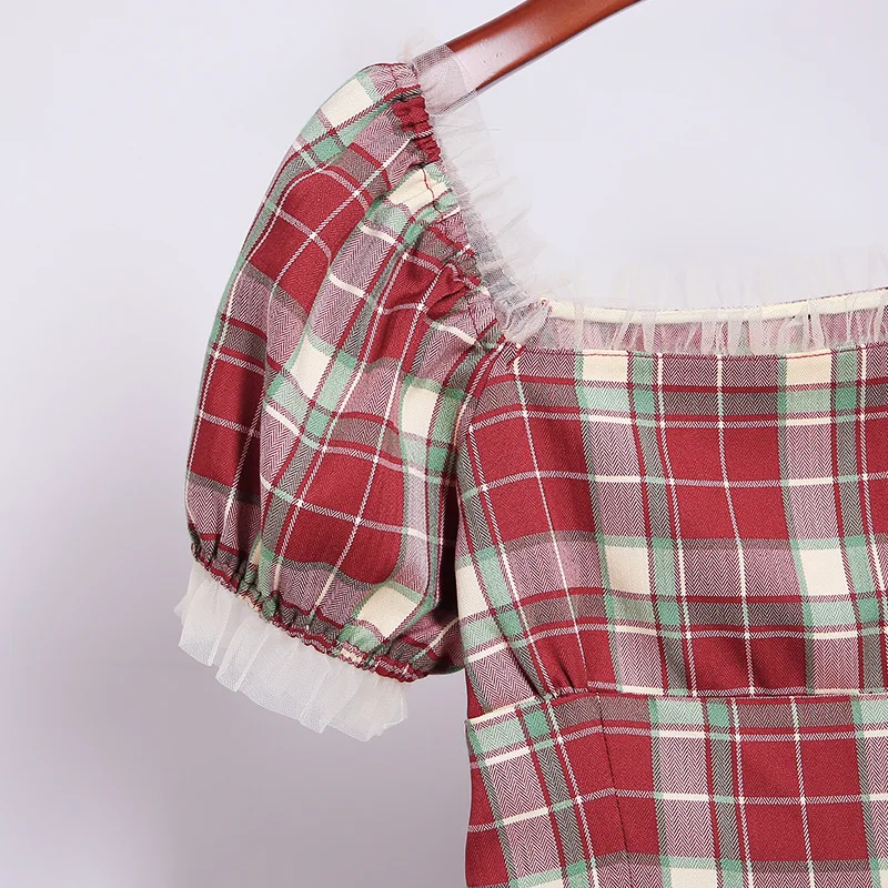 

French retro Hepburn slim waist goddess short skirt 2021 summer New Short Sleeve Plaid Dress