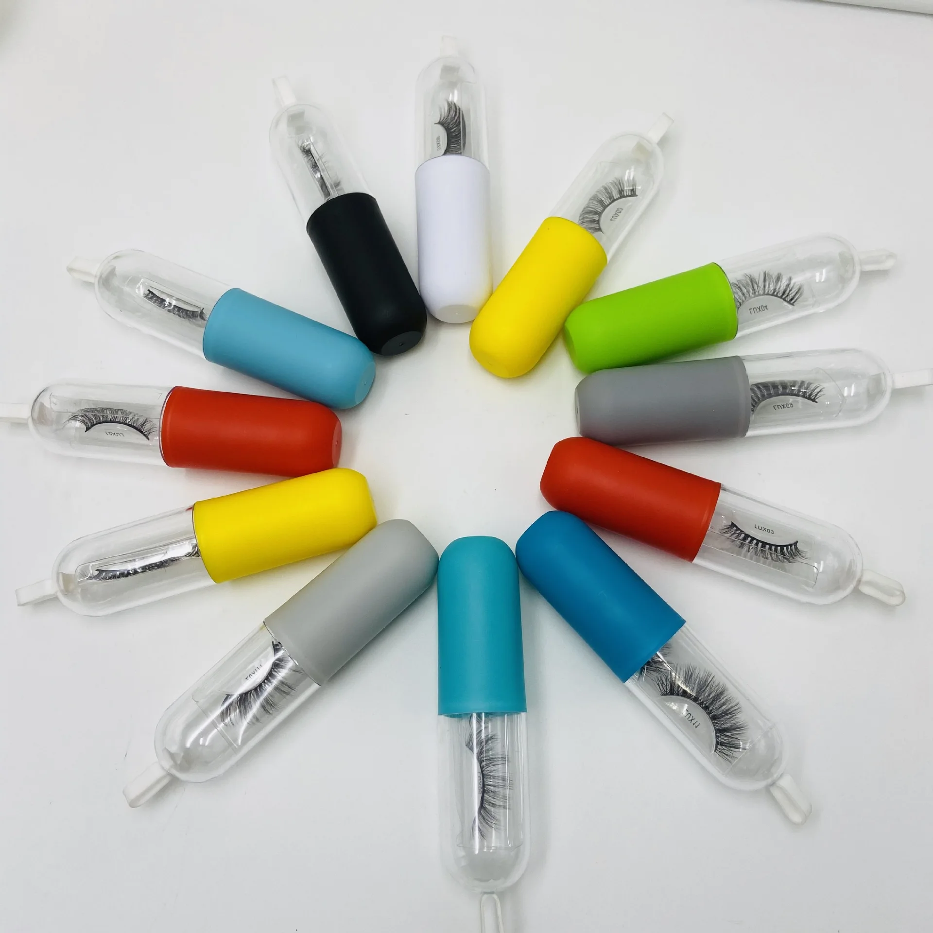 

5 Pieces High End Capsule Bottles Lash Box Pills Bottled False Eyelashes Translucent Color Lash Package Case