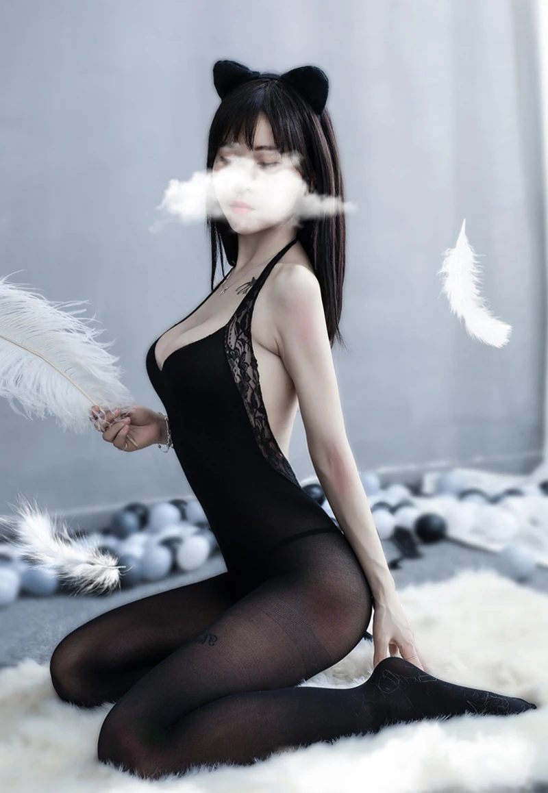 Лидер продаж высокое качество сексуальное нижнее белье с лямкой на шее женские