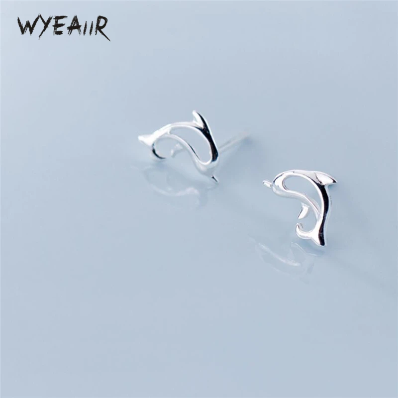 

Модные женские серьги-гвоздики в виде милого дельфина из 925 пробы серебра SEA699