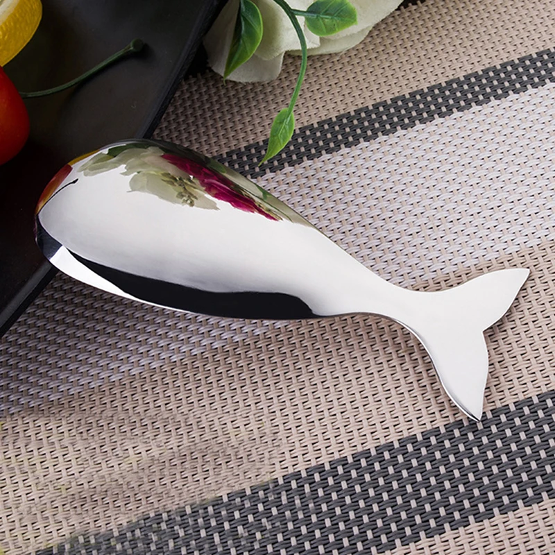 

2Pcs Whale Shaped Stainless Steel Feeding Spoon Fruit Dessert Ice Cream Spoons Pitaya Kiwi Metal Scoop Kitchen Tools