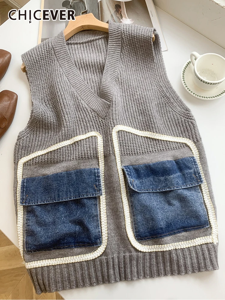 

Повседневный вязаный жилет CHICEVER для женщин с V-образным вырезом без рукавов лоскутный джинсовый пуловер с карманами Женская Осенняя модная ...