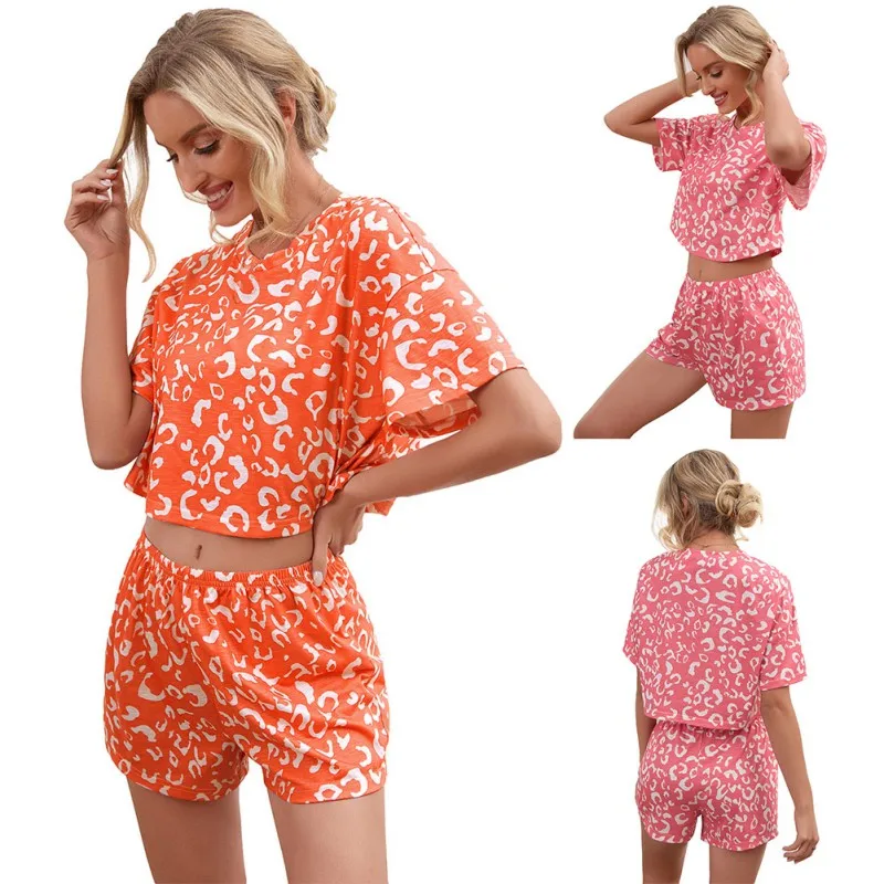 

Women Summer Loose Pajama Sets Printed Short Sleeve Round Neck Top and Shorts Home Suit 2021 New