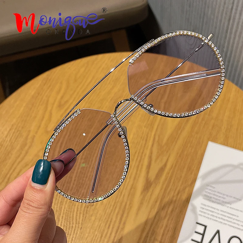

Women Sunglasses Metal Retro Diamond Ocean Lens Fashion Sunglasses Women 2020 Luxury Brand Eyeglasses for Men wholesale bulk