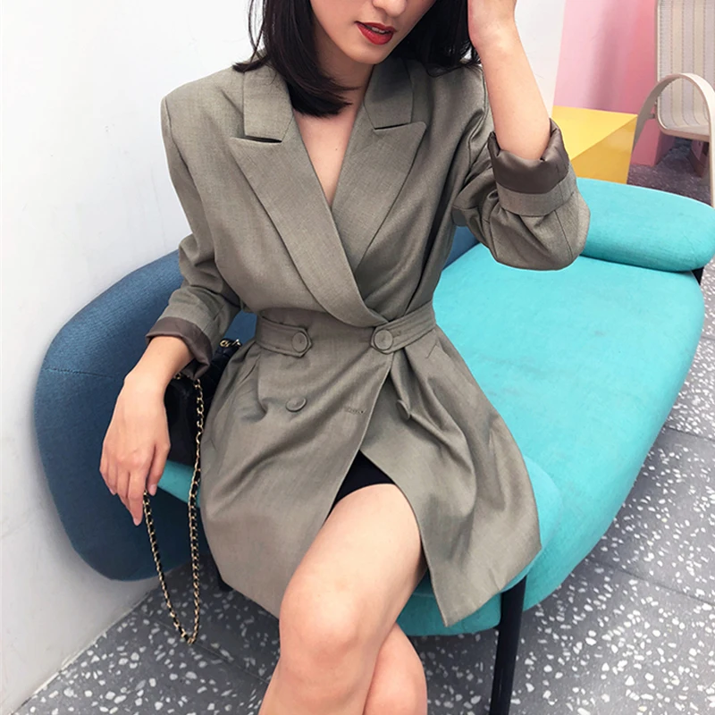 Mozuleva 2020 весна тонкая талия с карманами в винтажном стиле двубортная для женщин