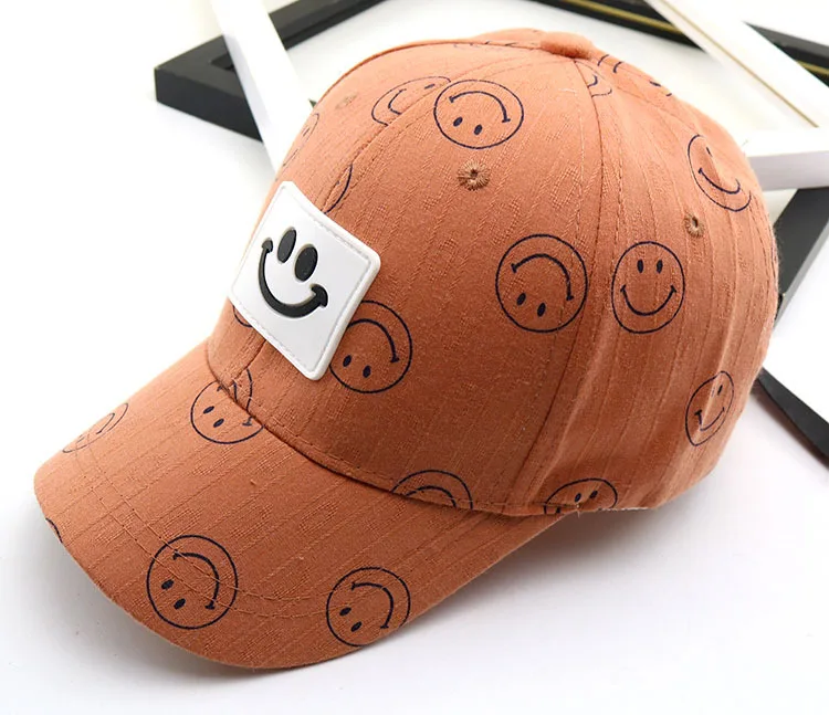 Детская шапка со смайликом детская бейсбольная кепка с вышитыми цветными