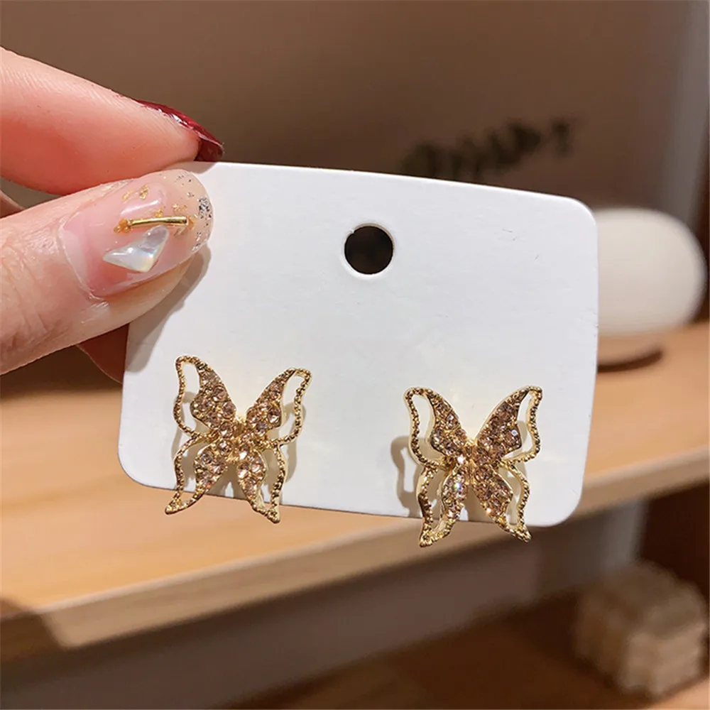

2020 New Arrival Fashion Hollow Butterfly Real 925 Sterling Sliver Bone Piercing Stud Earrings For Women Fine Jewelry Wholesale