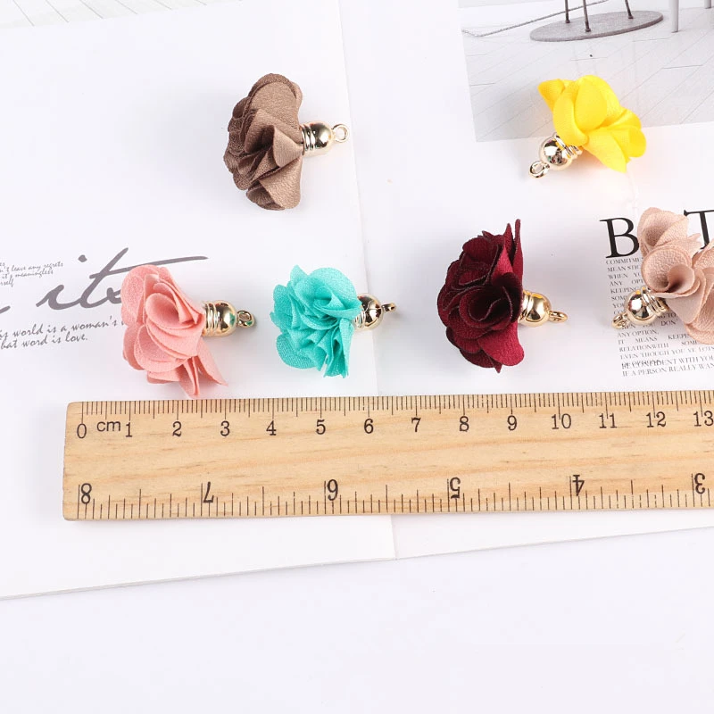 

10pcs 3cm golden bell cap Tassel flowers With hood tassel Satin Tassels for crafts earrings material jewelry DIY cloth decor