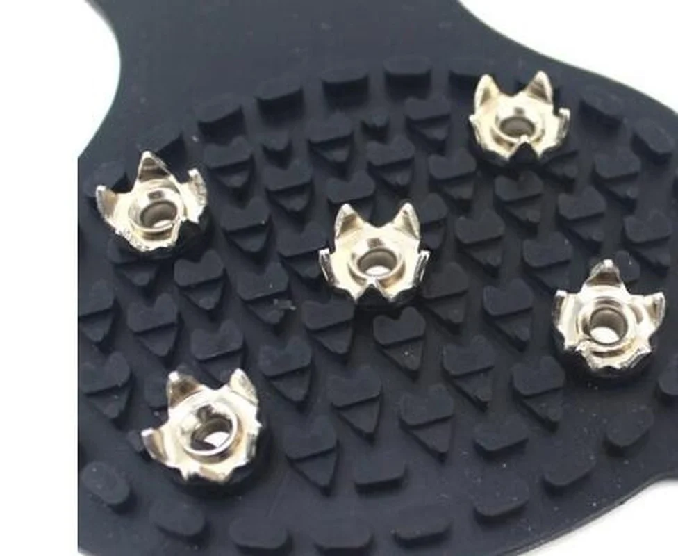 Принадлежности для скалолазания на открытом воздухе простые пятнистые скобы