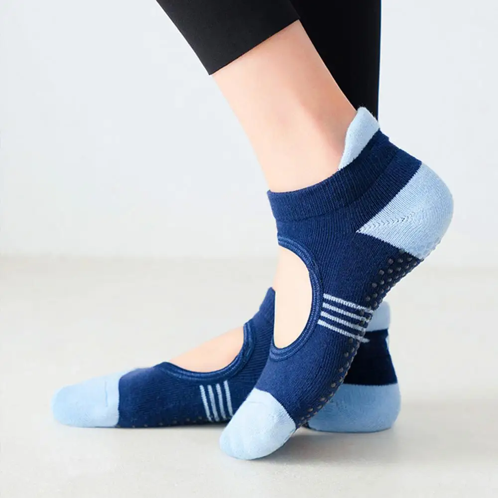 

1Pair Non-slip Yoga Socks Combed Cotton Breathable Indoor Fitness Dance Sport Comfortable Socks Elasticity Home Gym