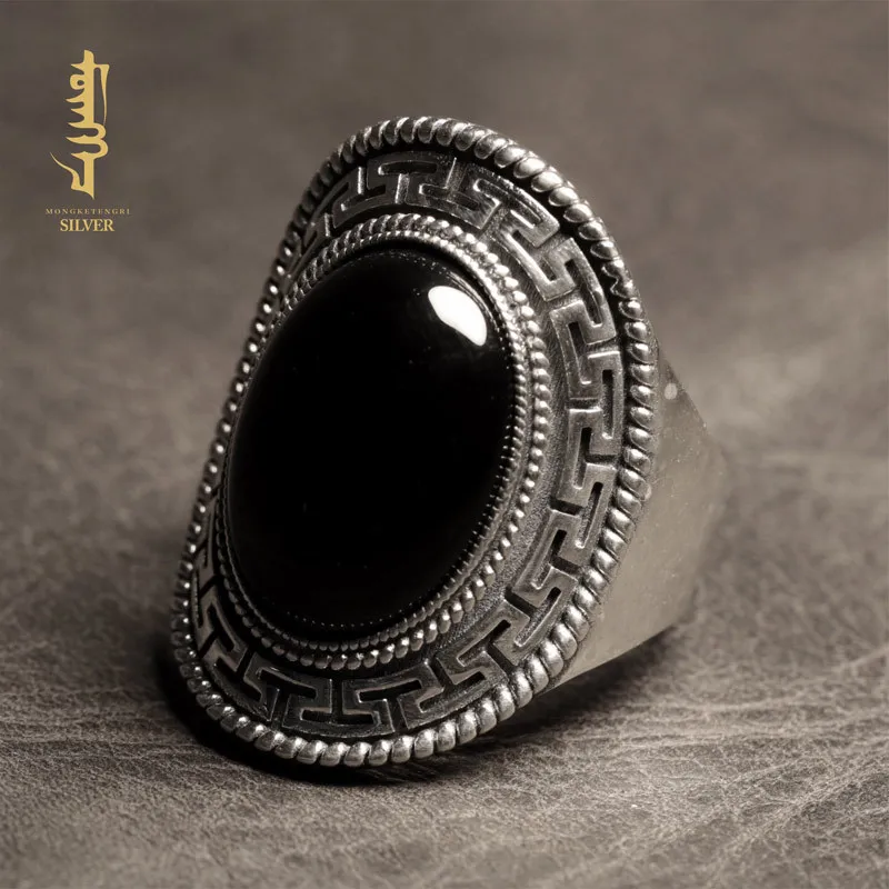 

Mengke Silver Jewelry Men's Saddle Ring Sterling Silver Inlaid Black Agate Silver Ring Ethnic Style Domineering Retro for Boyfri