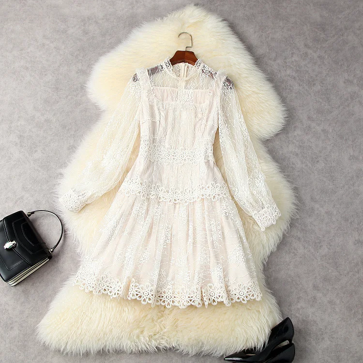 

European and American women's autumn 2021 new Long-sleeved stand-up collar with hollow lace Fashion pleated dress