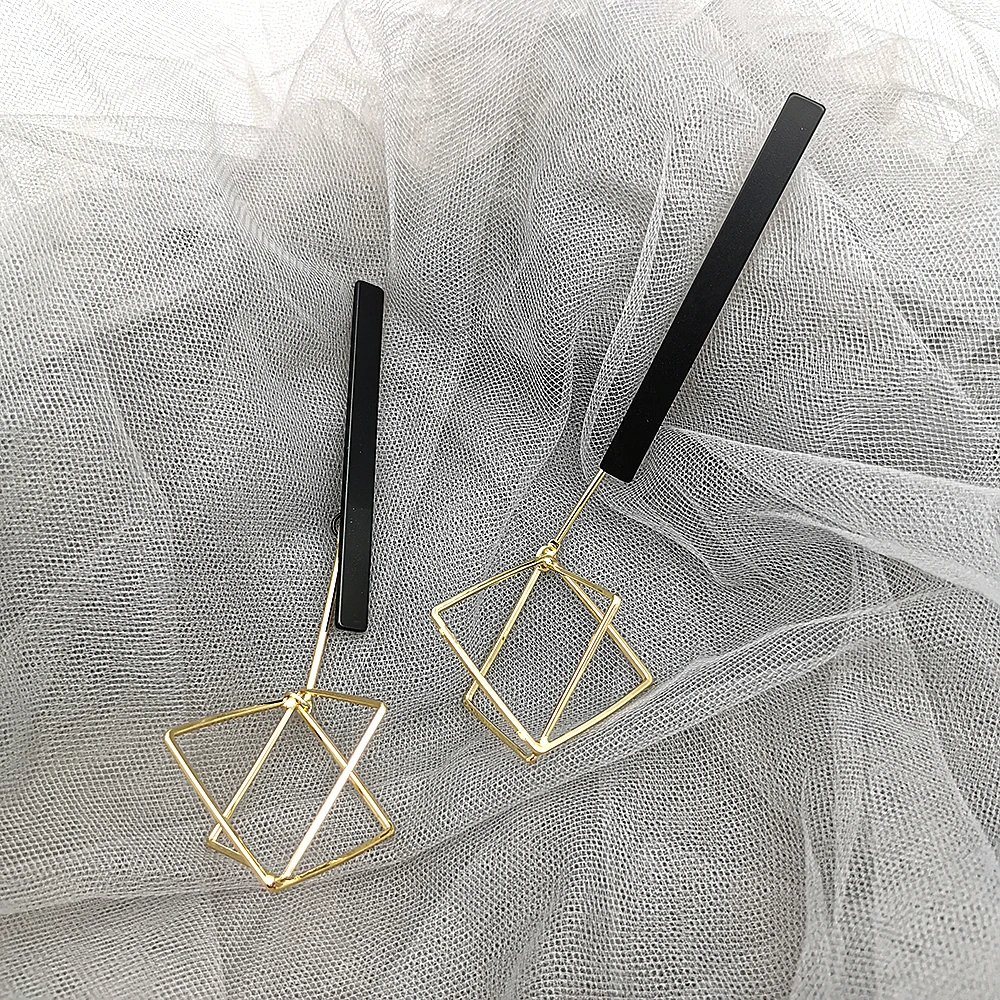 2019 Новое поступление длинные висячие серьги черная краска кисточка куб