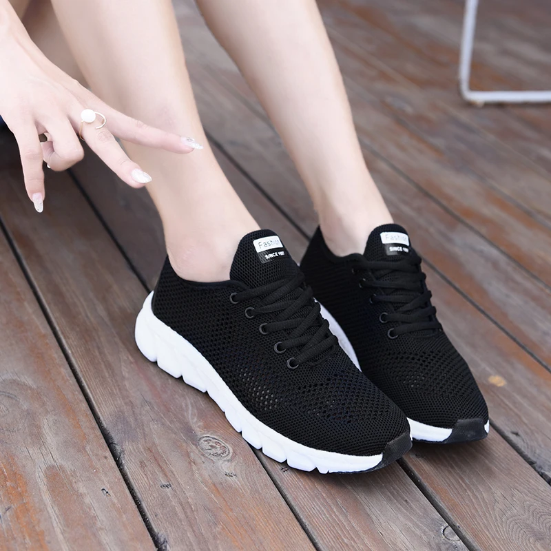 

Ultra Light Running Shoes For Women Mesh Sneakers Sport Ladies Breathable Jogging Fitness All Match Casual