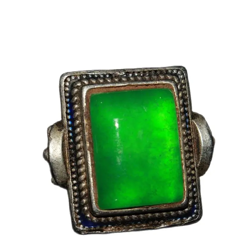 

China Old Tibetan Silver Inlaid Emerald Blue Burning Ring Ornament