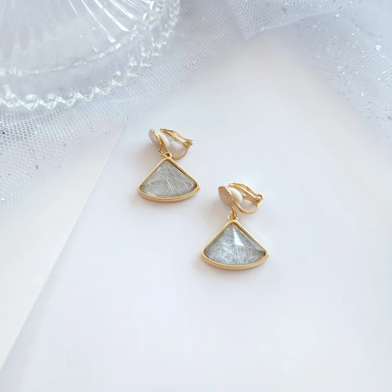 

Women earrings fashion ideas delicate earrings The geometric The fan opals earrings Unique beautiful earrings fashion girl