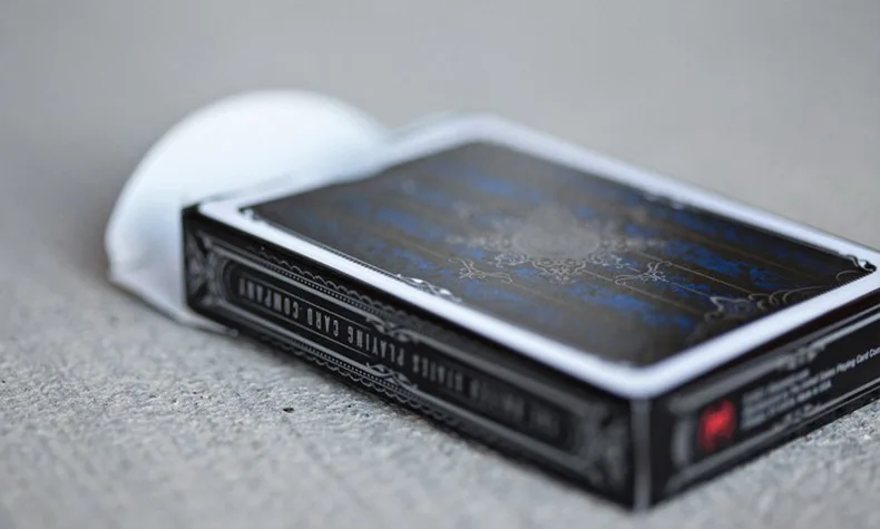 Синяя Артикул v2 волшебная колода Ellusionist игральные карты покер крупный план