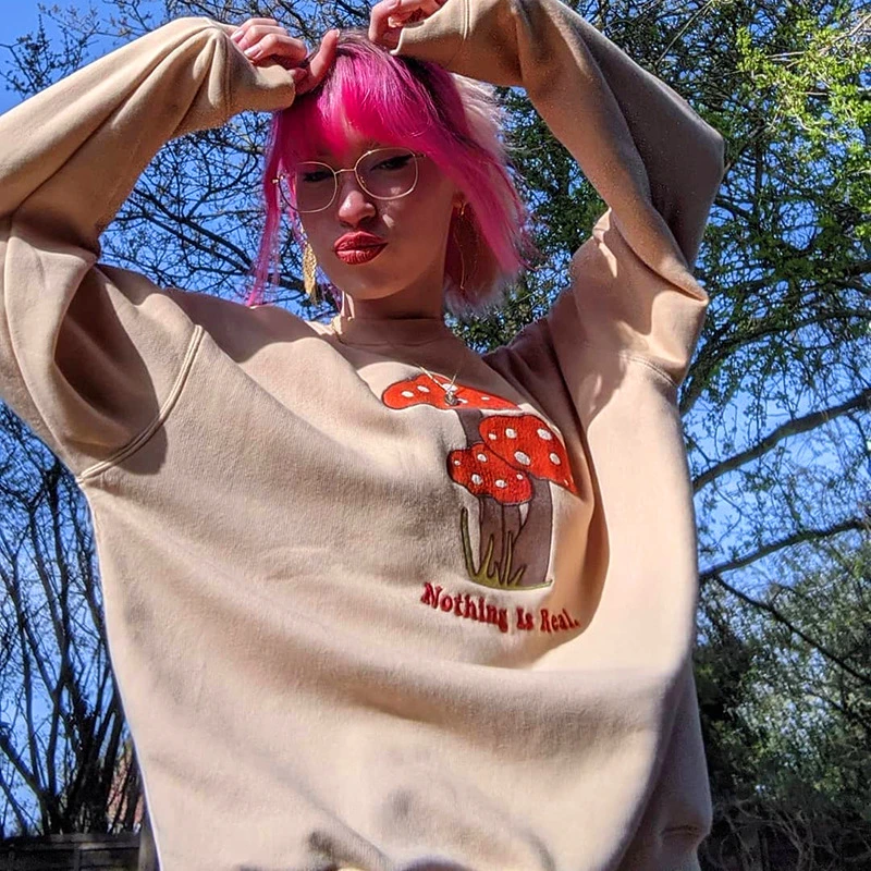 

Женский свитшот с вышивкой в виде грибов, в стиле ретро