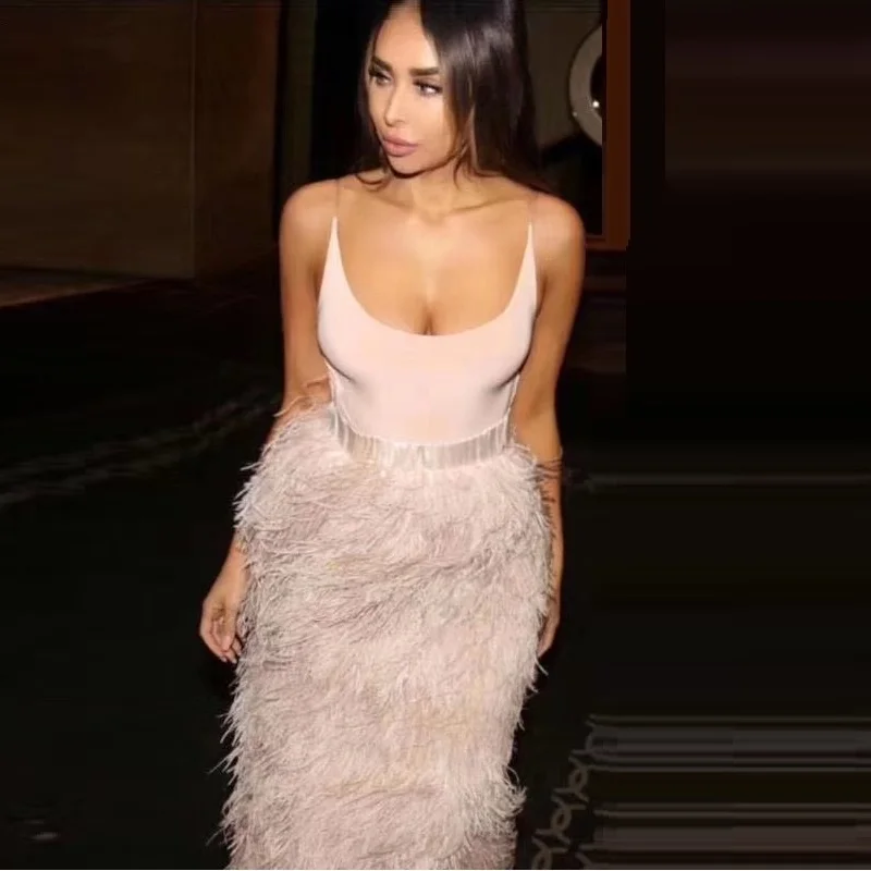 Новинка 2019 бежевое модное Макси платье с перьями женское Бандажное сексуальное