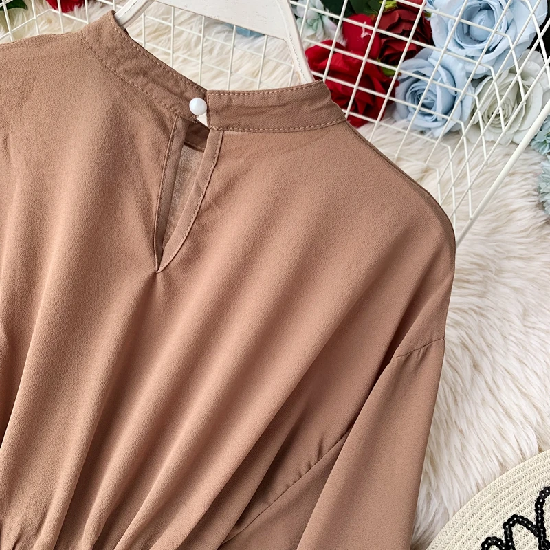 

Shirts & Blouses