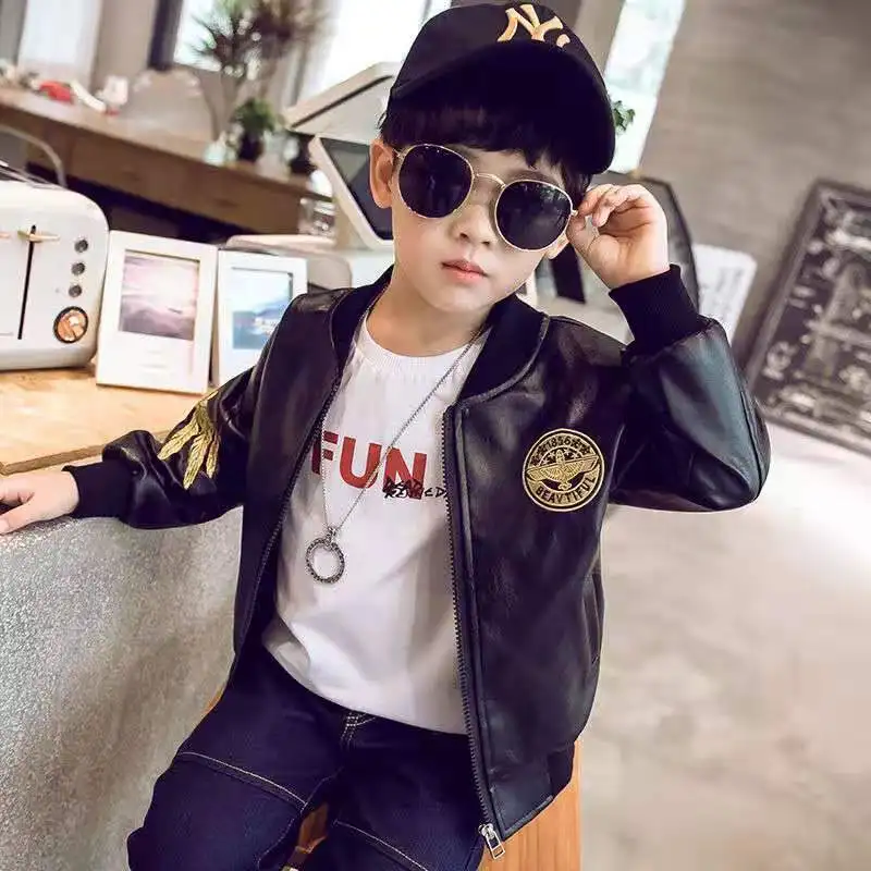 Коллекция 2019 года весенне осеннее пальто из искусственной кожи короткая Детская