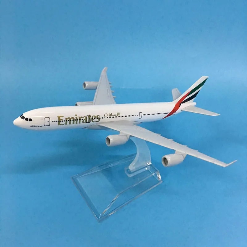 Модель самолета JASON TUTU 16 см модель Emirates Боинг B747 из литого металла 1:400 игрушка