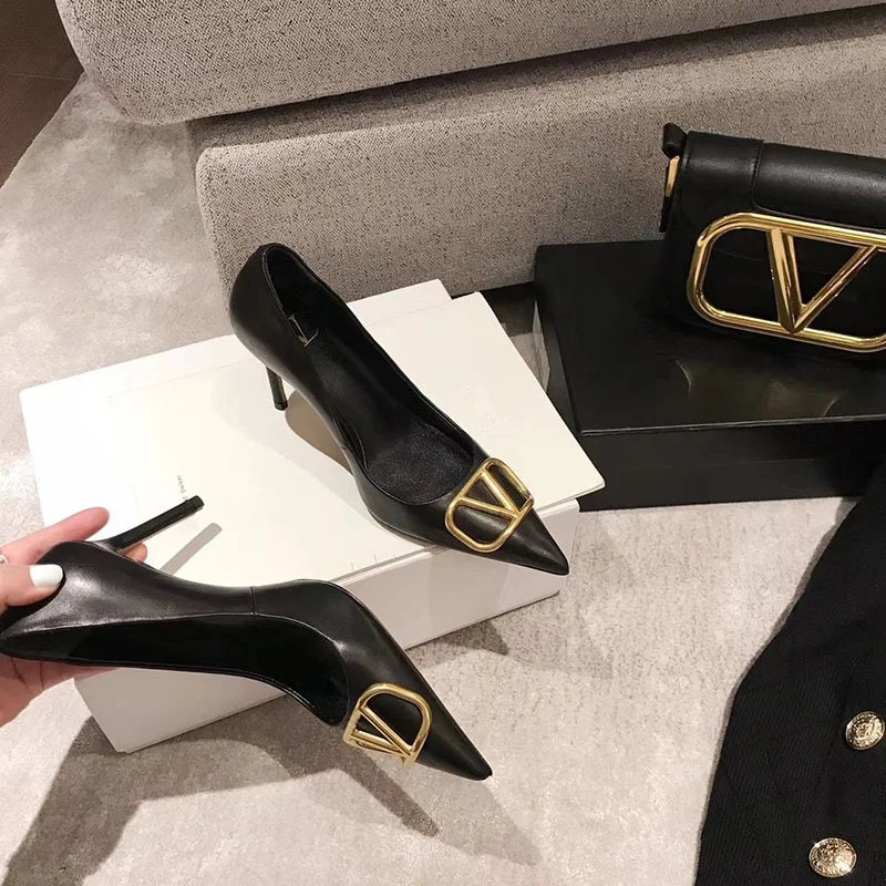 

V-button high heels women's thin heel 2021 new summer temperament metal pointed shallow mouth leather black sandals women's