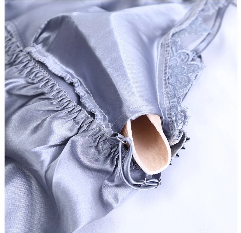 Пижамный комплект пикантная женская пижама на бретельках с V-образным вырезом