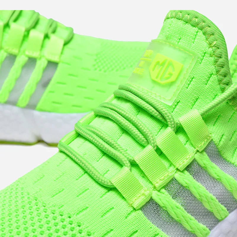 

2021 Flying Weave Men's Running Shoes Lightweight Popcorn Sneakers Comfortable Walking Sports femme Keep Running Casual Shoes