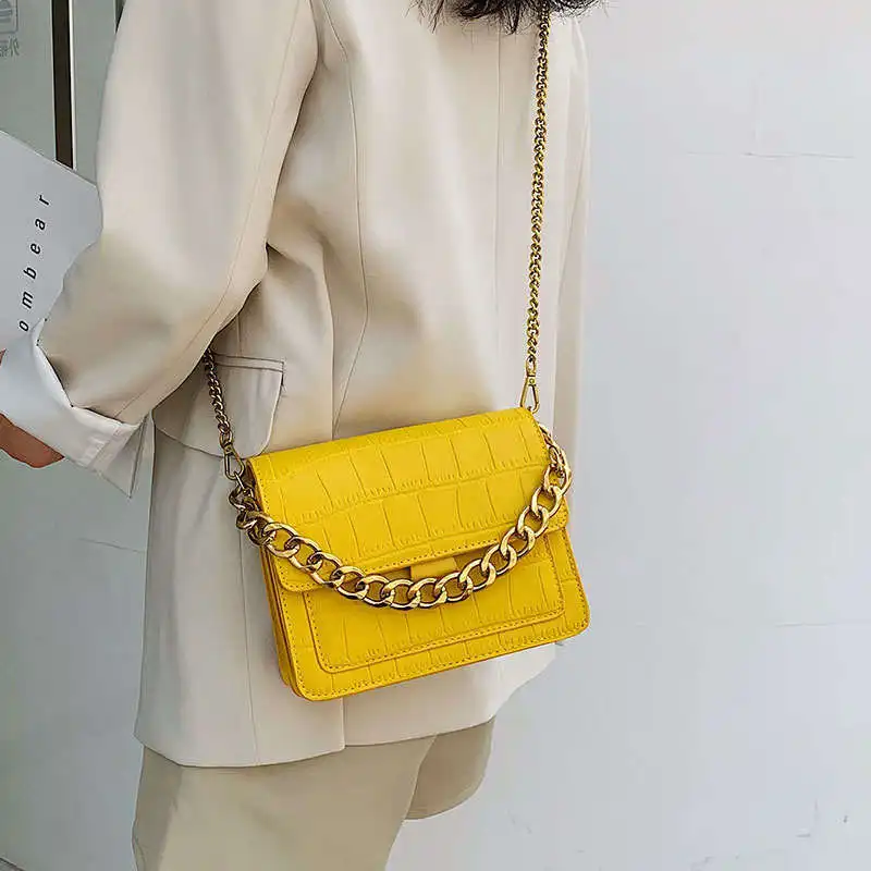 

Женская маленькая квадратная сумка-мессенджер, модная сумка через плечо в стиле ретро с золотой цепочкой, 2020