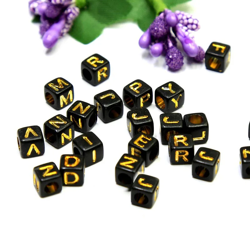 

Acrylic Plastic Alpahbet Beads 3200pcs 6*6mm Black with Gold Letters Printing DIY Jewelry Bracelet Spacer Beads Square Alphabet