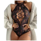 Комплект женского кружевного нижнего белья с чашками пуш-ап