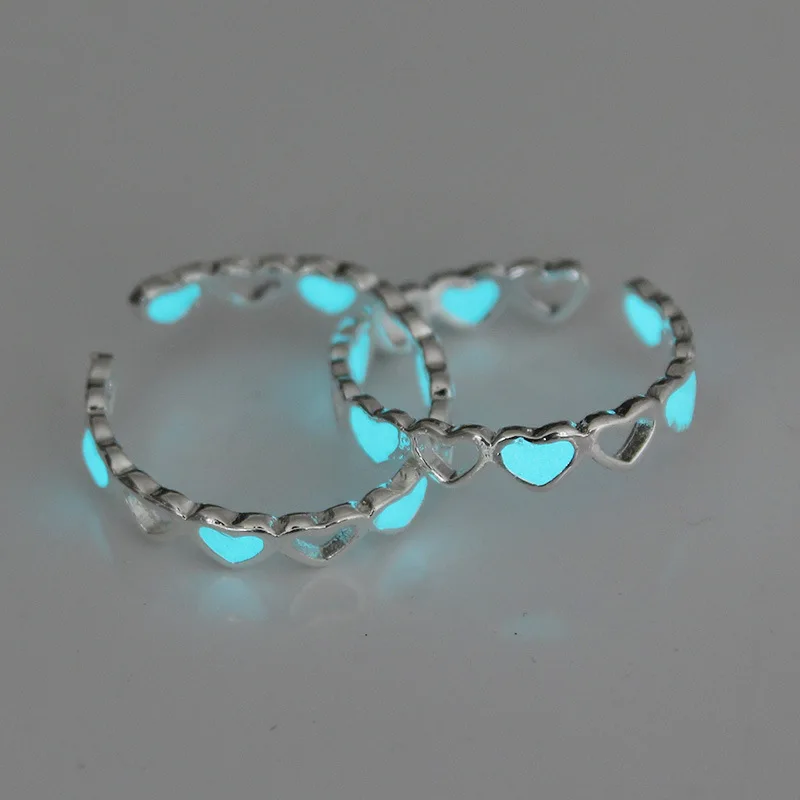 

Finger Rings for Women Men Couple Luminous Glowing In Dark Heart Lover Wedding Bands Girls Jewelry Gift Accessories