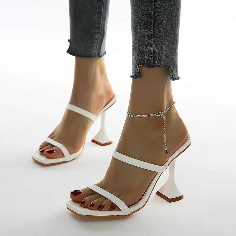 

2021 New white brand ladies summer outdoor sandals high heels ladies ladies slippers elegant ladies slippers shoes