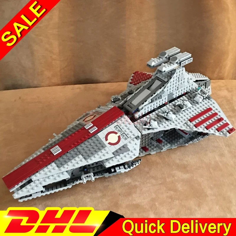 В наличии LP 05042 new star войны Республика борьба Cruiser из конструкторных блоков