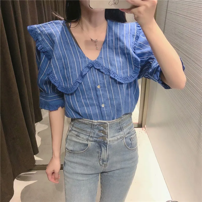 

Za 2021 Retro Blue Striped Shirt Women Short Puff Sleeve Openwork Embroidery Blouse Female Fashion Button Up Summer Top