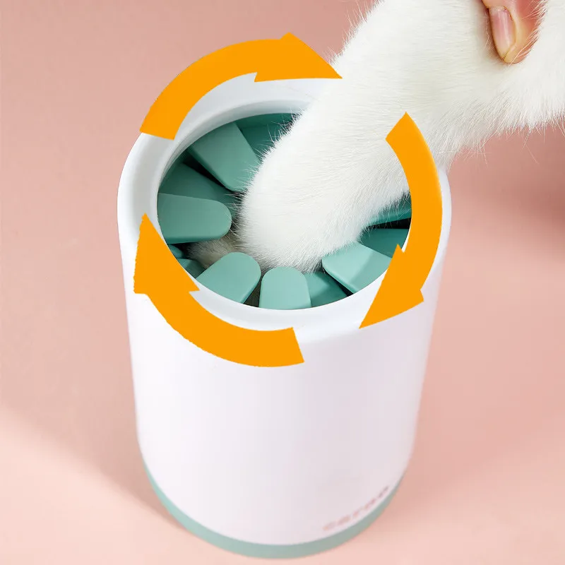 Dog Paw Cleaner Cup for Small Large Dogs Portable Outdoor Pet Foot Washer Cup Paw Clean Brush Soft Silicone Foot Wash Combs