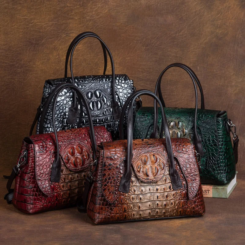 New Women's Retro Handbag Crocodile Female Fish Pattern Large Capacity Messenger Bag Tree Cream Leather Embossed