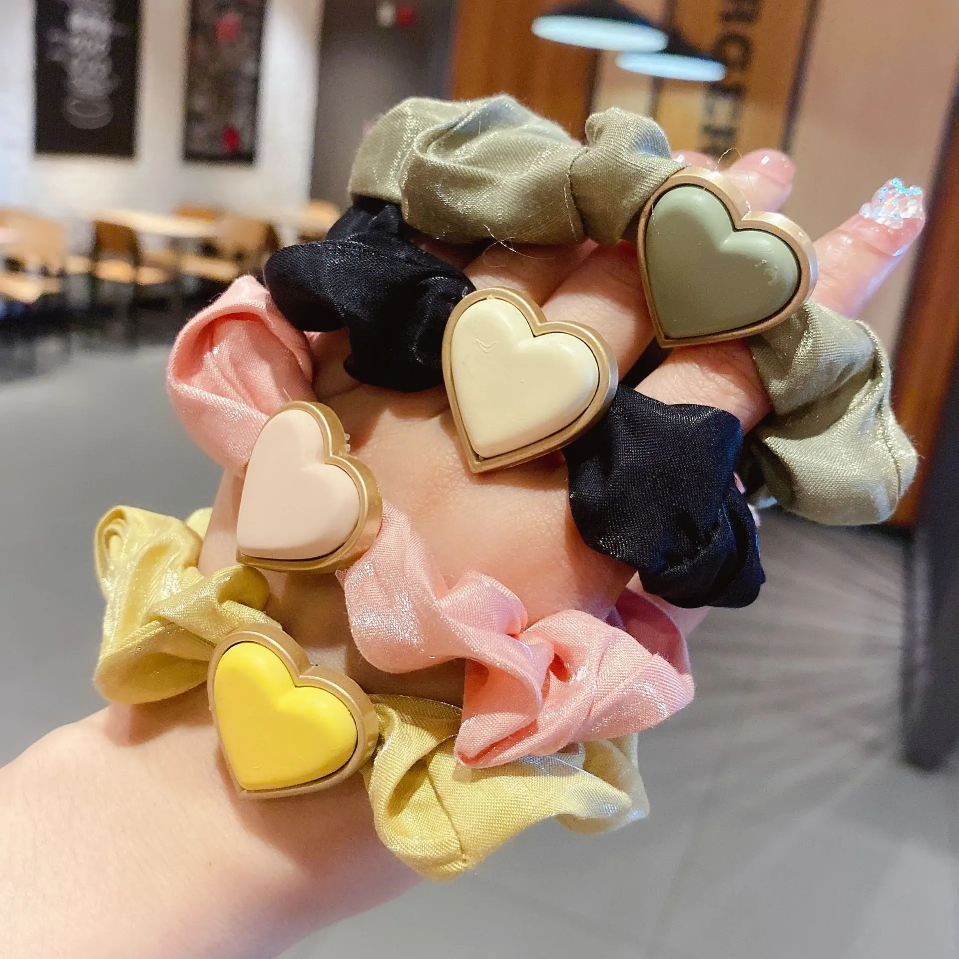 

Metal Love Hair Scrunchies Solid Color Fabric Elastic Hair Bands for Women Girls Ponytail Holder Korean Hair Ties Accessories