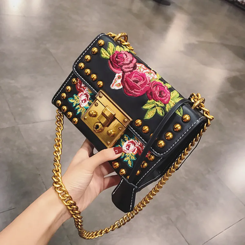 

2021 Модные женские кожаные сумки с золотыми заклепками и цветочной вышивкой, сумки на плечо, сумки-мессенджеры, черные, белые сумки