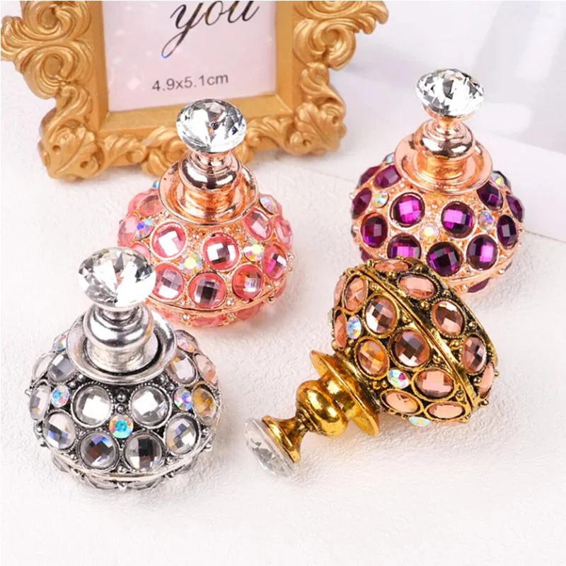 

Магнитные Типсы для ногтей, набор из 1 предмета для практики искусственных ногтей, роскошный держатель со стразами, демонстрация накладных ...