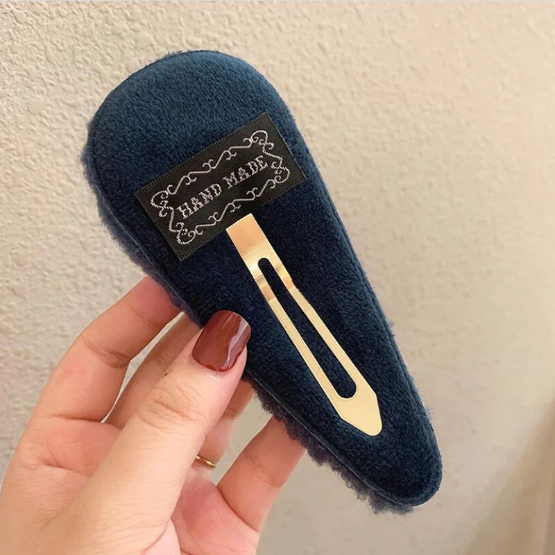 

New Hot Korea Winter Lamb Solid Color Fur Hairpin Hair Clips Girls Hair Barrettes Fashion Kids Hairpins Accessories BB Hairpin