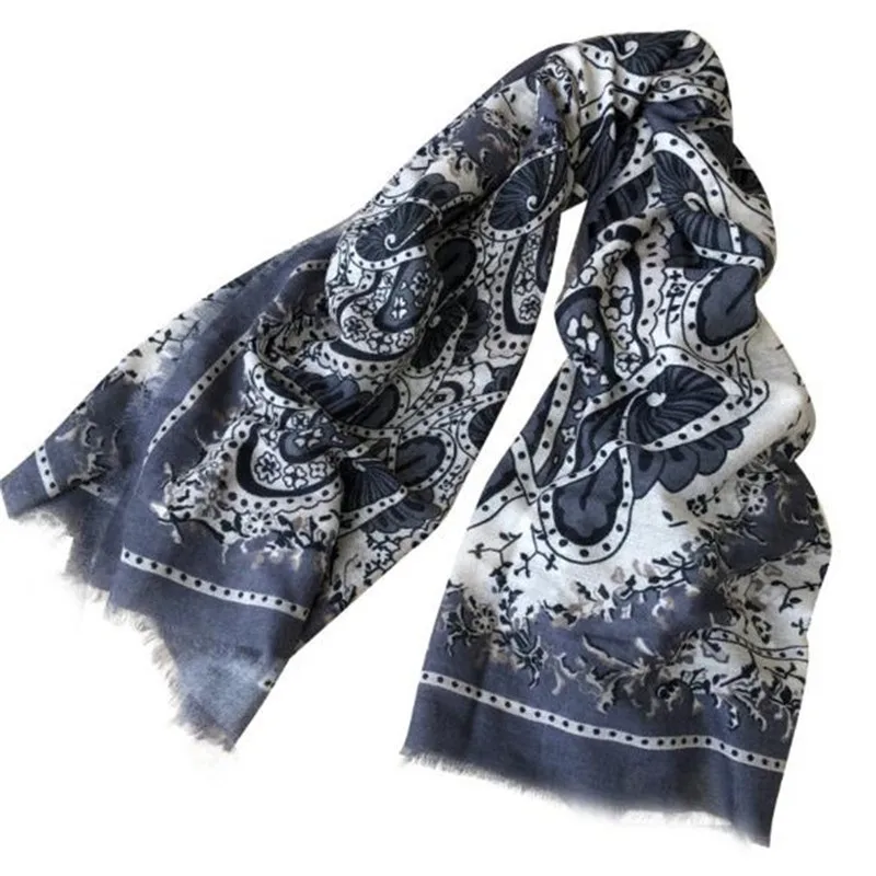 

100%cashmere four leafs clover print women classic thin scarfs fashion big scarves 140x140cm