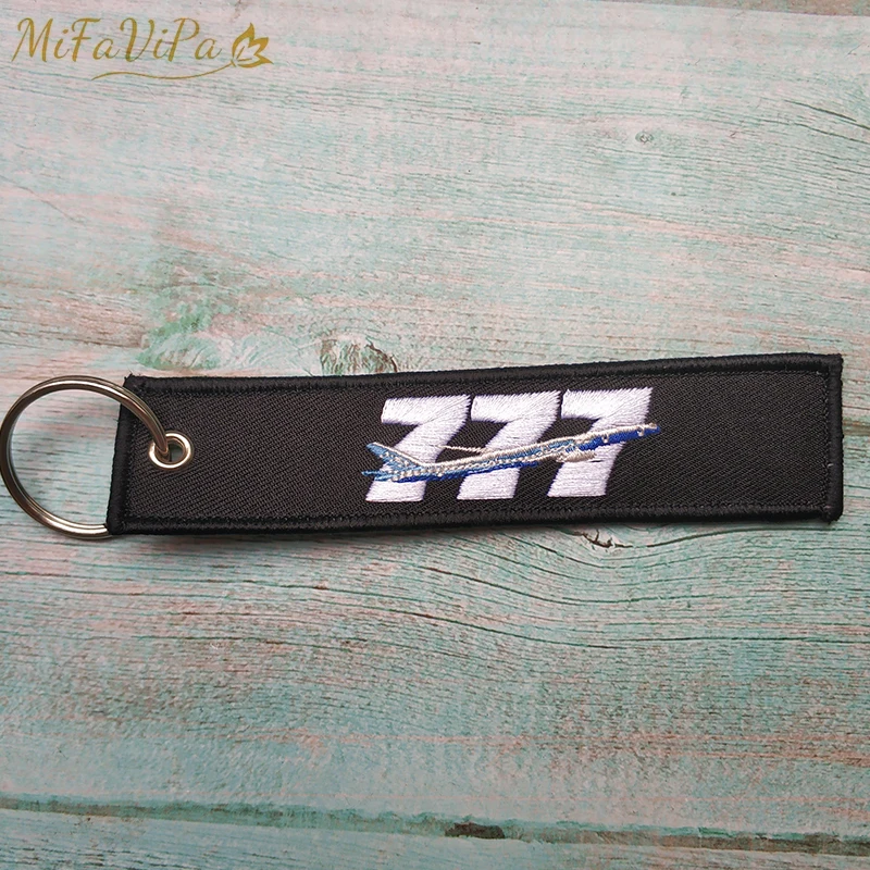 

50 PCS Black White Boeing 777 Fashion Trinket Keychain Strap Embroidery Aviation Key Chain for Men Gift llavero Tag Wholesale