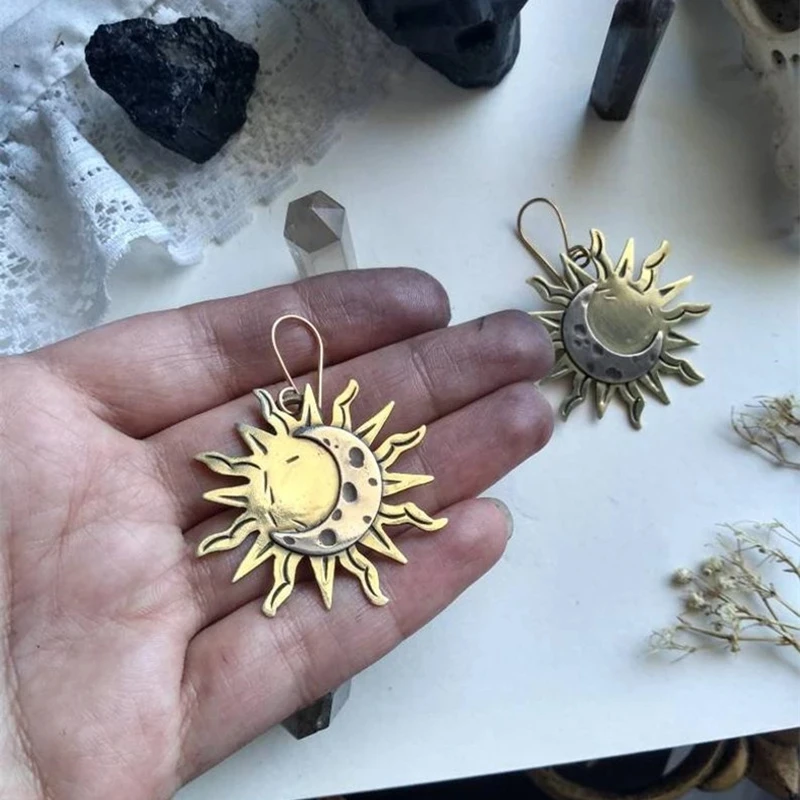 

Sun and Moon Earrings Gold Drop Earrings for Women Female Wedding Party Dangle Earrings Boho Jewelry Dropshipping